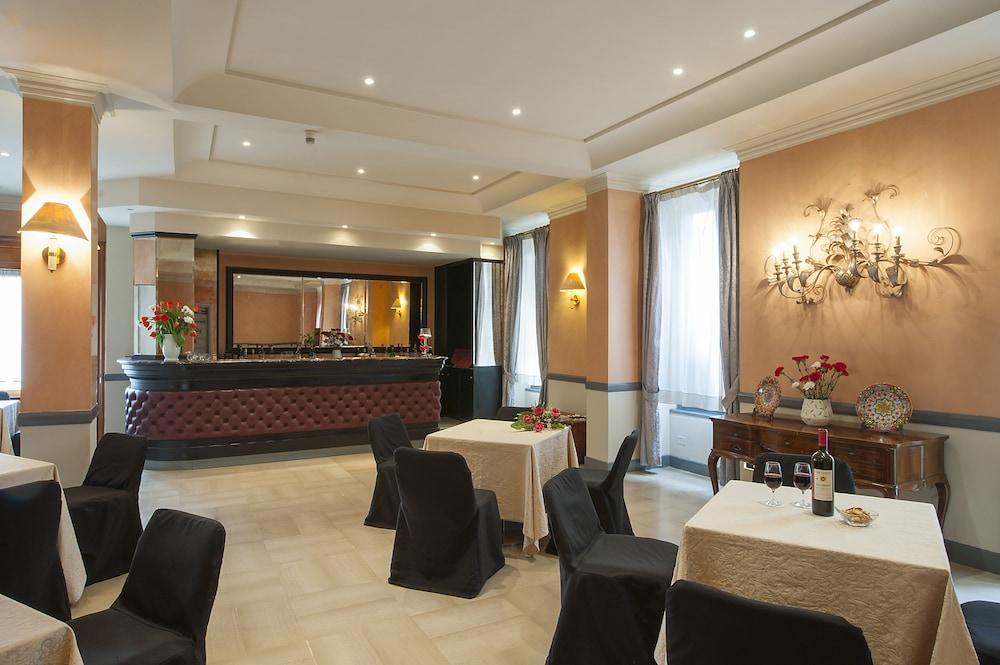 Hotel Poledrini 폴리뇨 외부 사진