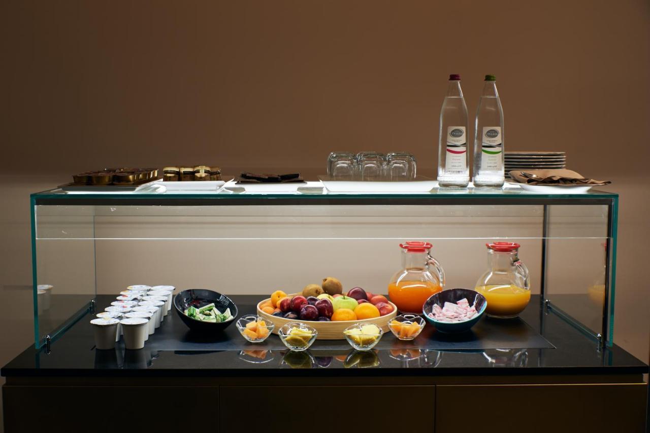 Hotel Poledrini 폴리뇨 외부 사진