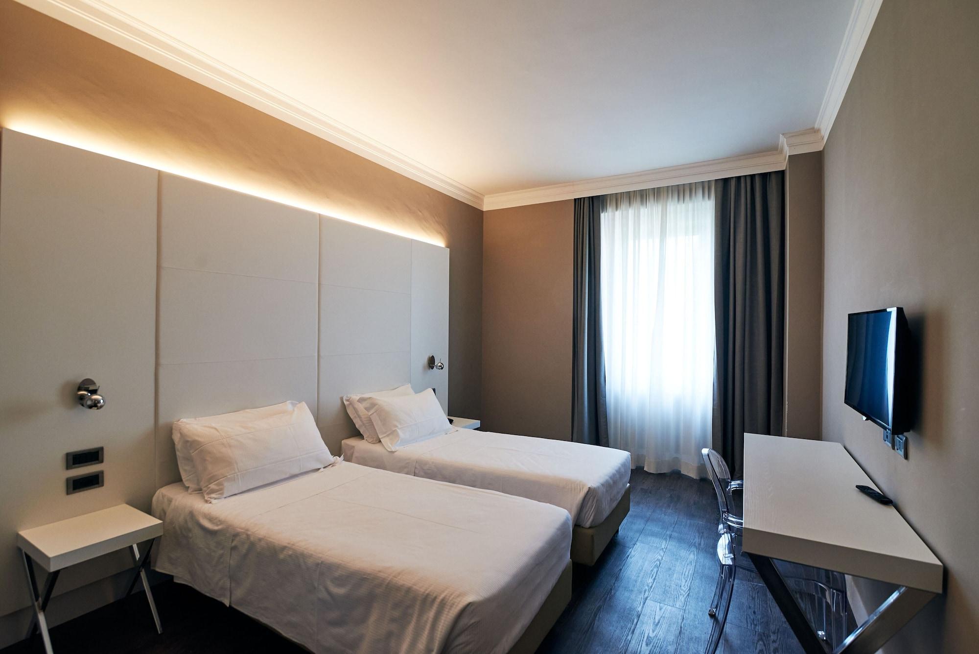 Hotel Poledrini 폴리뇨 외부 사진